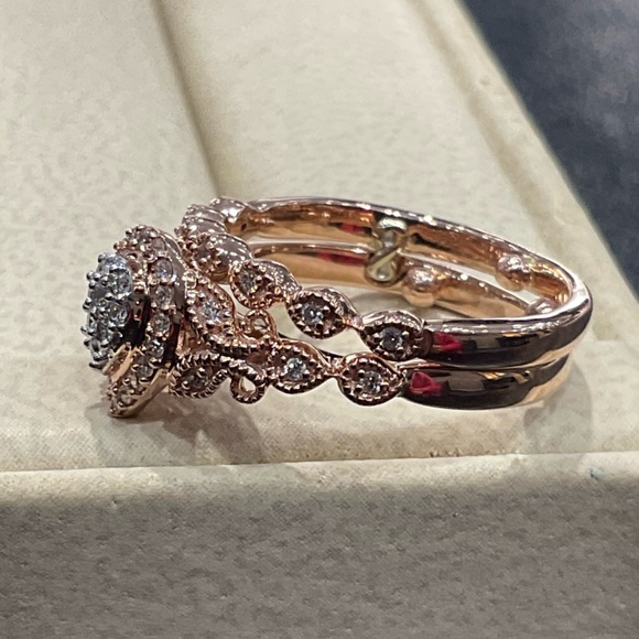 Wedding set - Picture 2 of 3